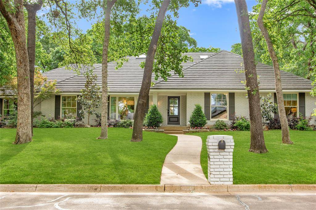 Arlington, TX 76012,1305 Riverview Drive