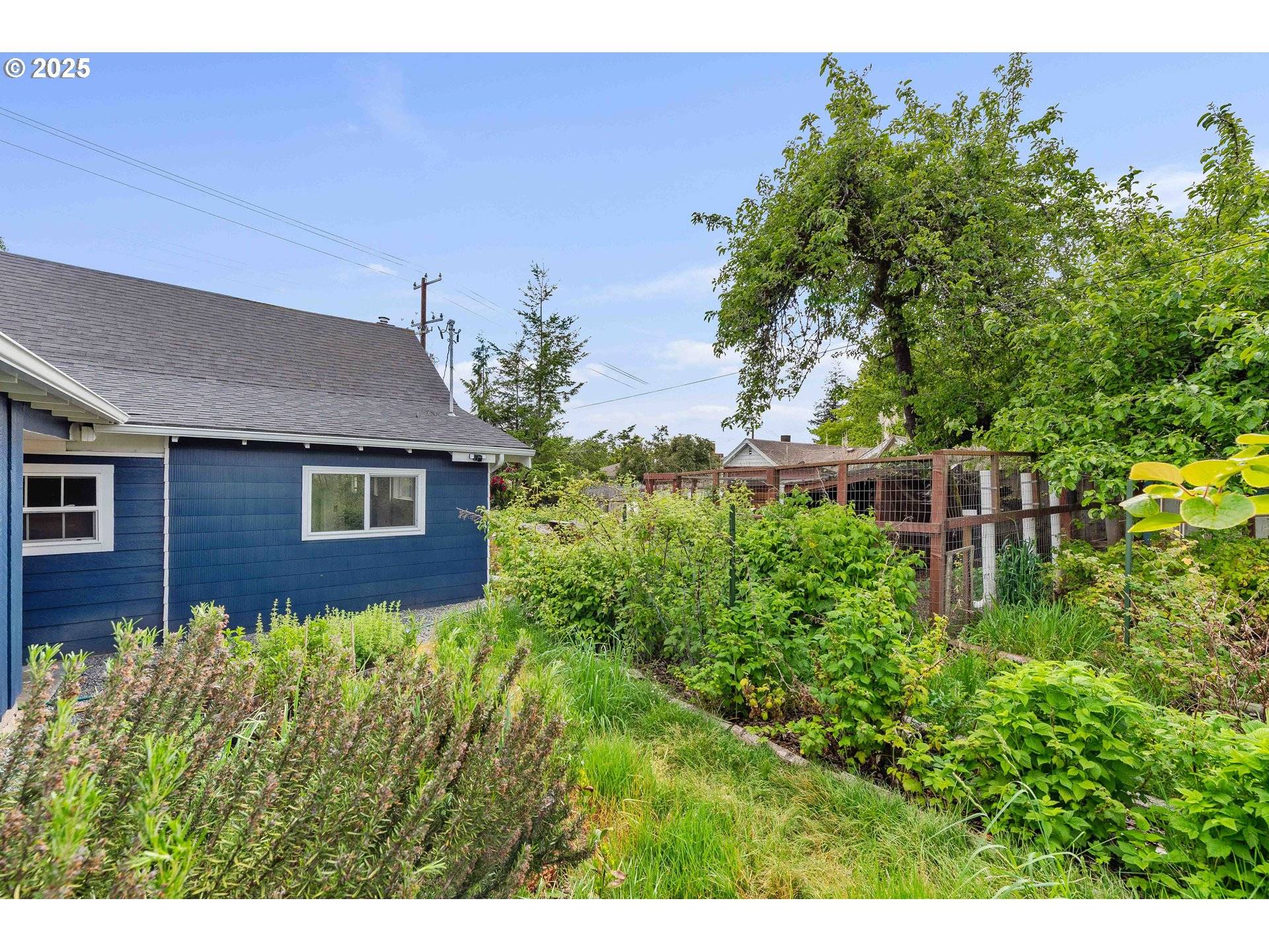Coquille, OR 97423,1296 W CENTRAL BLVD