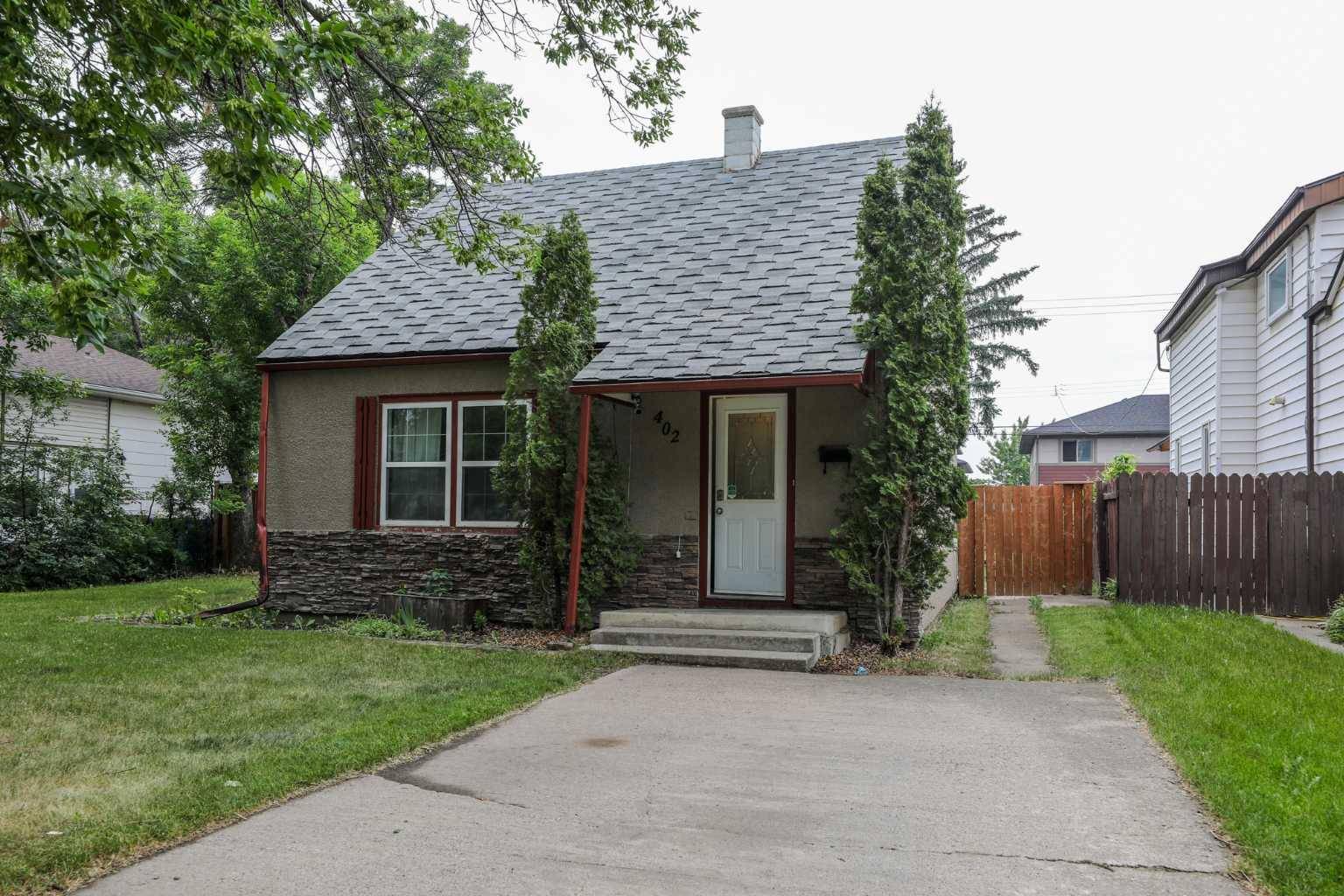 402 12 ST North, Lethbridge, AB T1H2G7