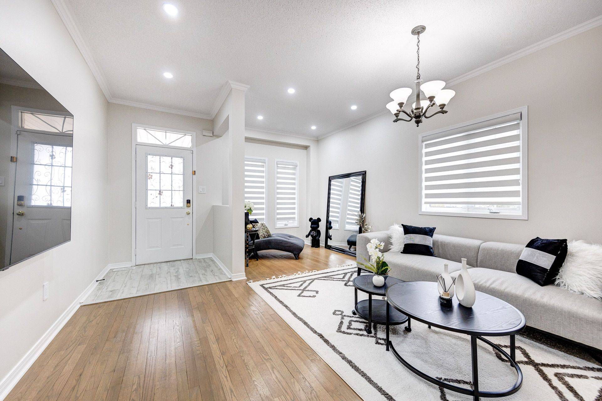Richmond Hill, ON L4E 5B9,221 Old Colony RD
