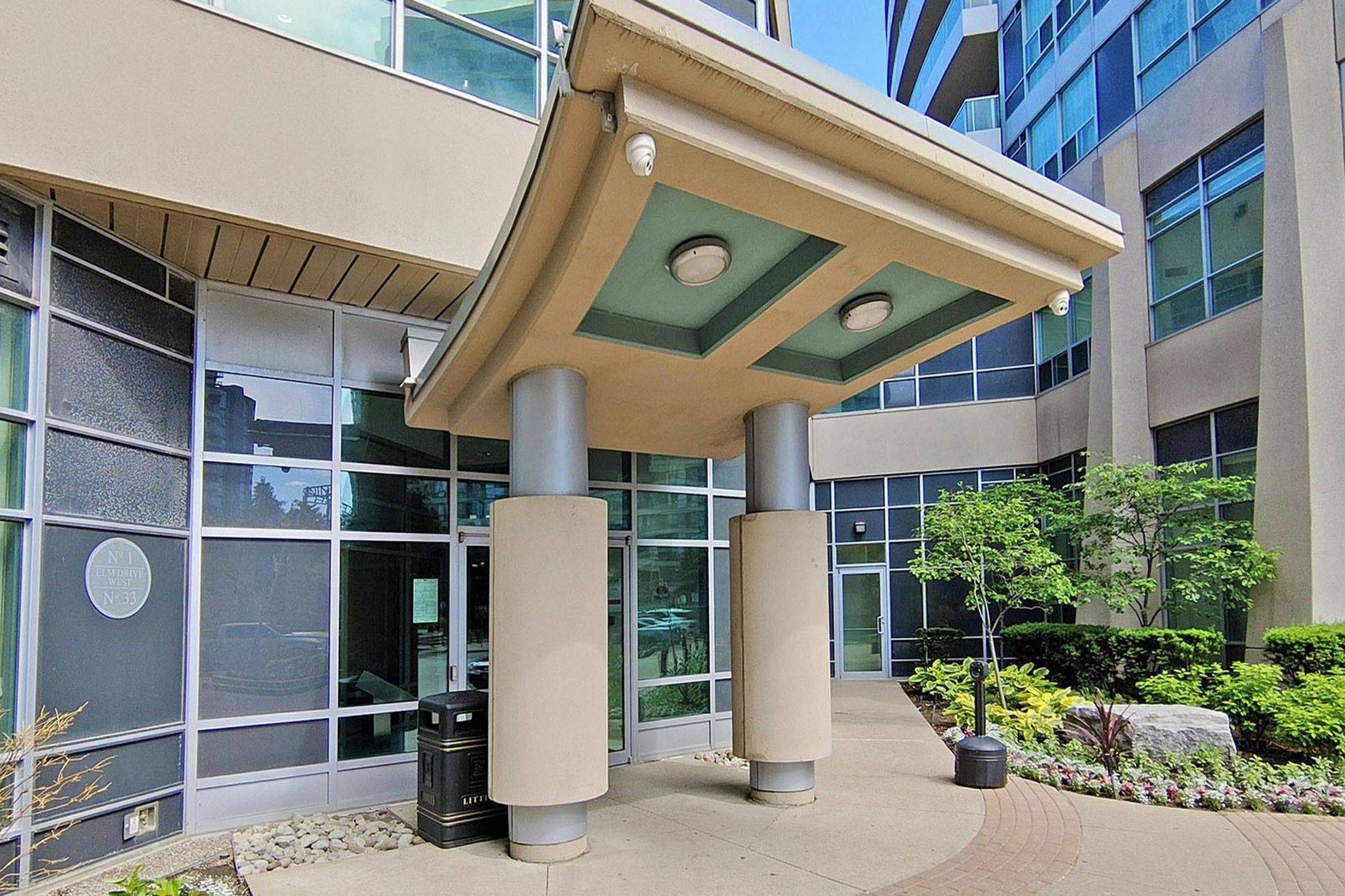 Mississauga, ON L5B 4M1,1 Elm DR #807