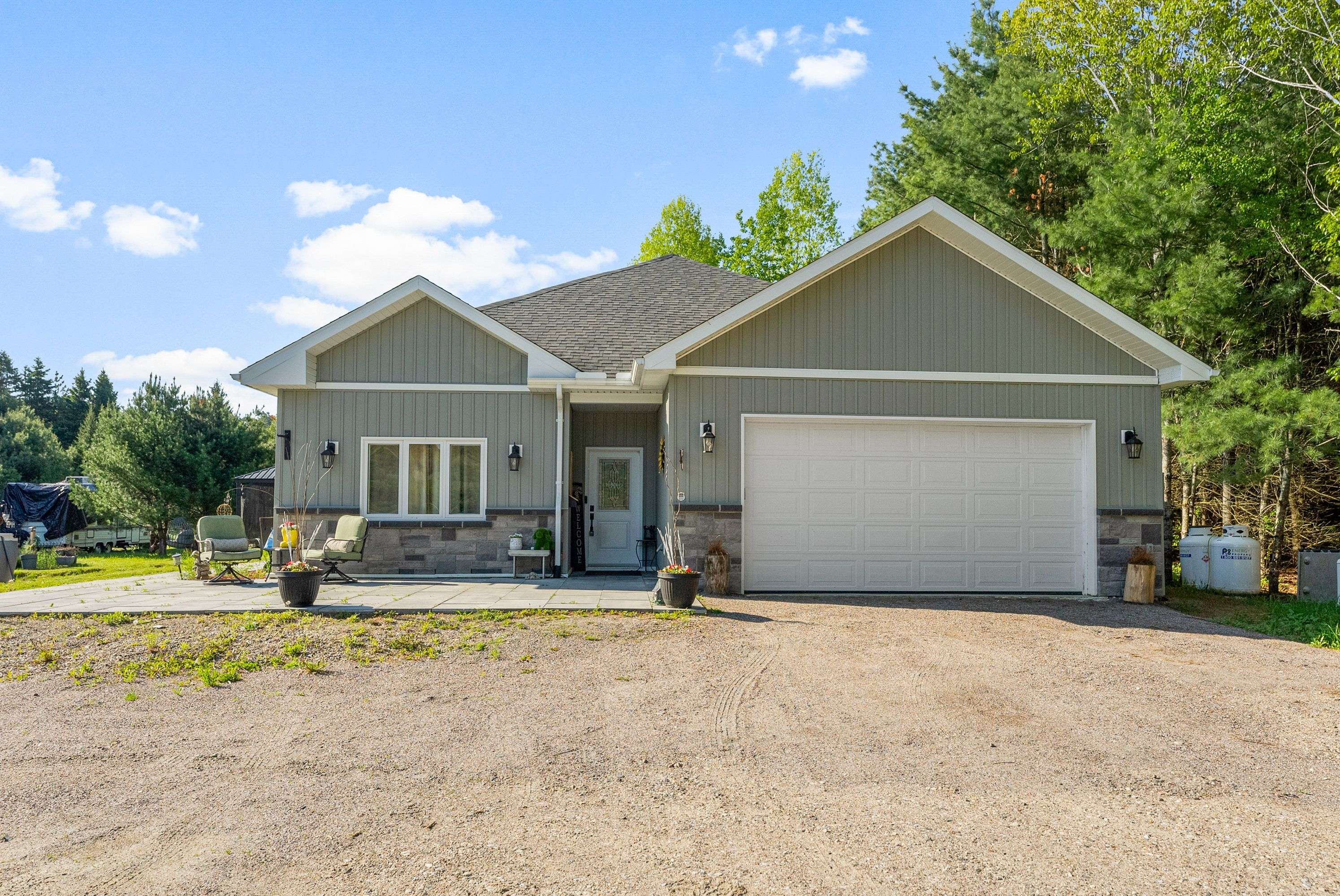 Greater Madawaska, ON K0J 2R0,12 Eastern AVE