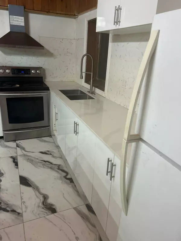 Chatsworth, ON N0C 1H0,775579 10 HWY