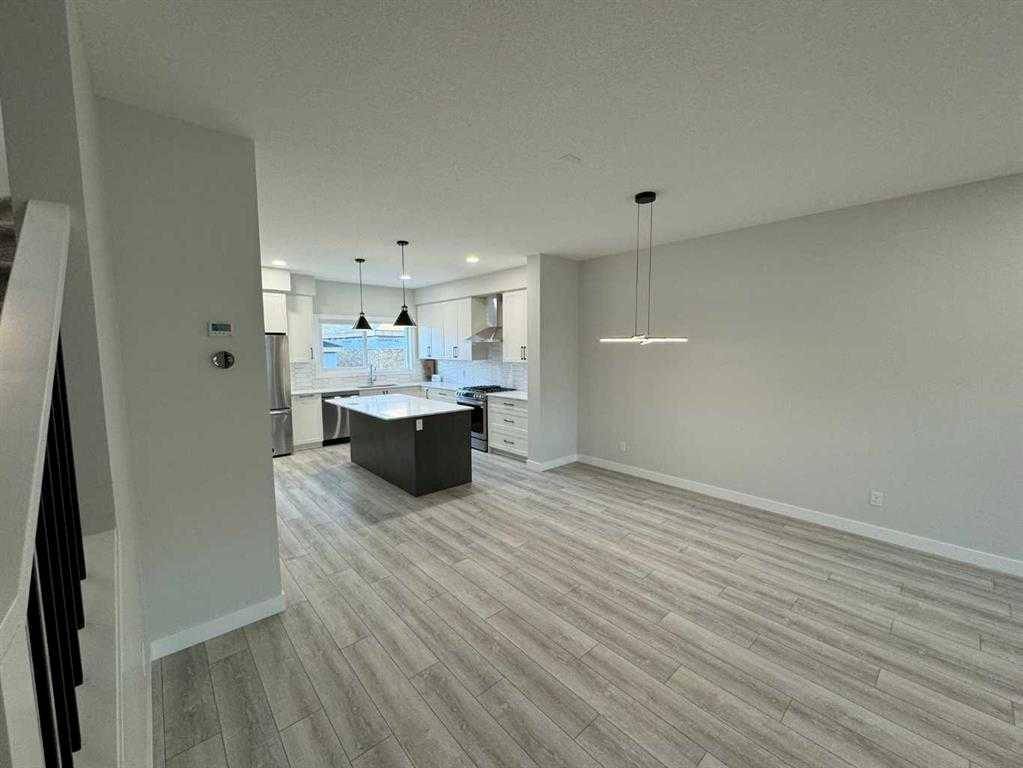 Calgary, AB T2Y 0S7,72 VERANDA BLVD Southwest