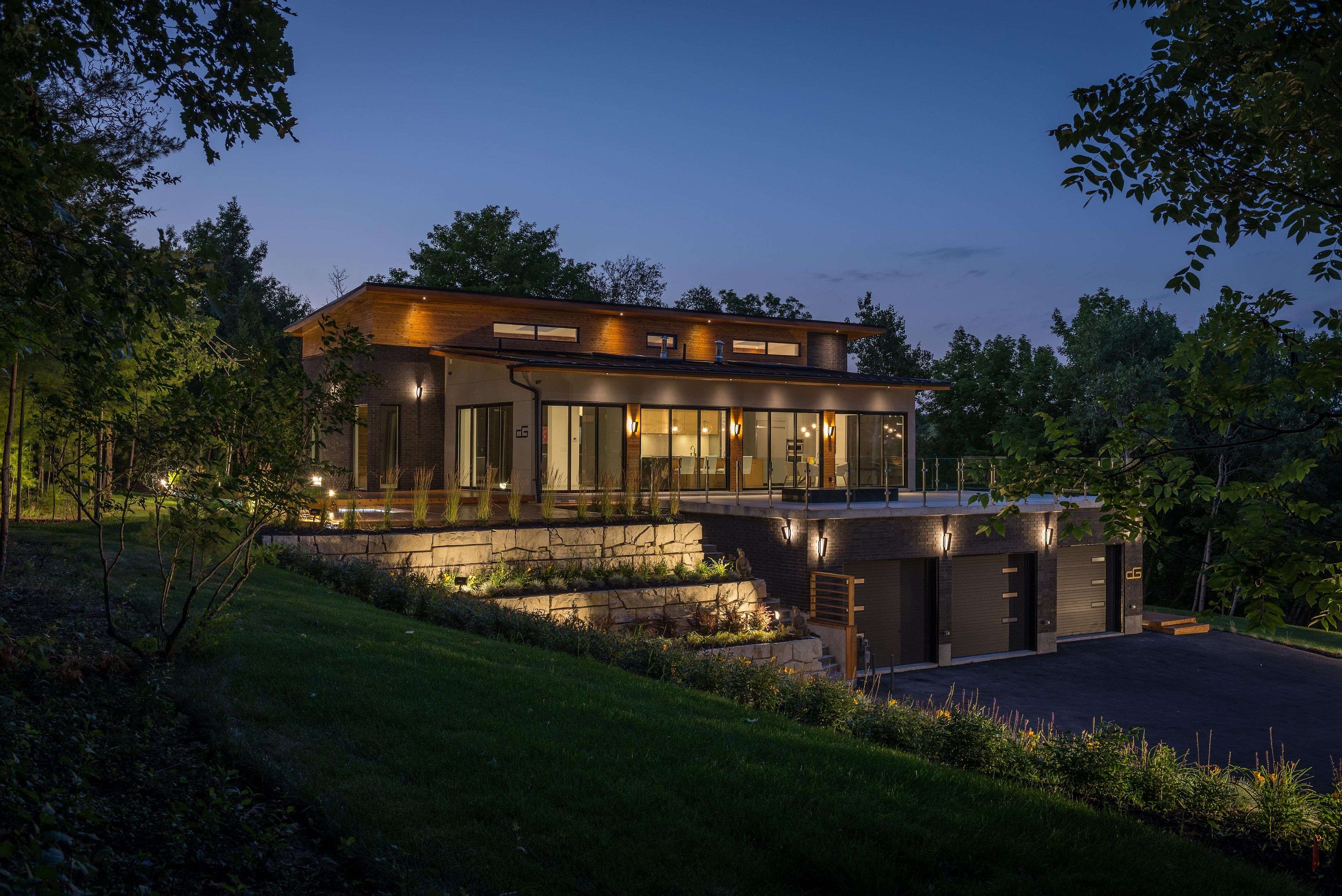4599 Langstaff RD, Vaughan, ON L4L 1X3