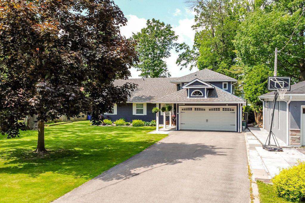 Orillia, ON L3V 6P2,668 Broadview AVE