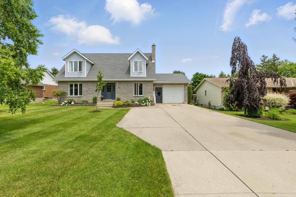 Perth East, ON N0K 1M0,78 Mill ST E