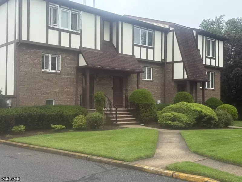 New Milford Boro, NJ 07646,55 Canterbury Ln #55