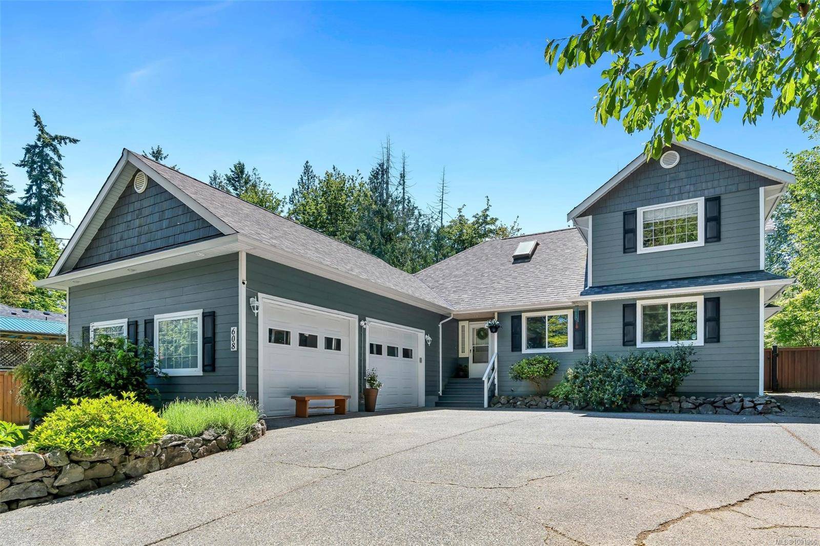 608 Noowick Rd, Mill Bay, BC V0R 2P4