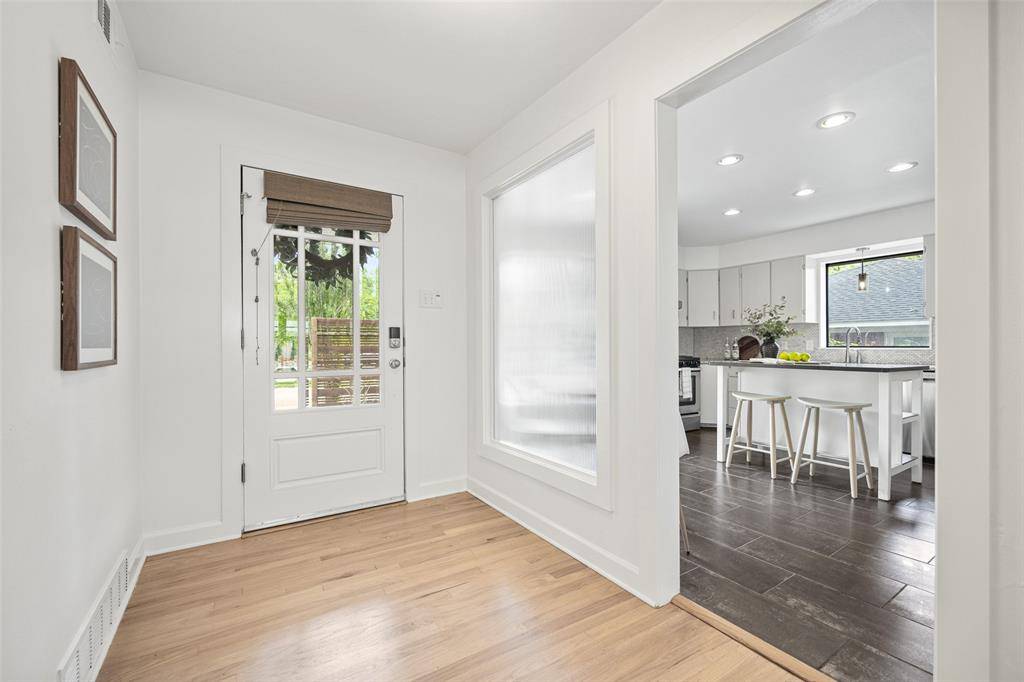 Dallas, TX 75214,2422 Loving Avenue