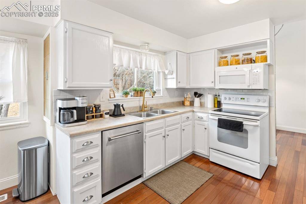 Colorado Springs, CO 80919,6424 Rifle CIR