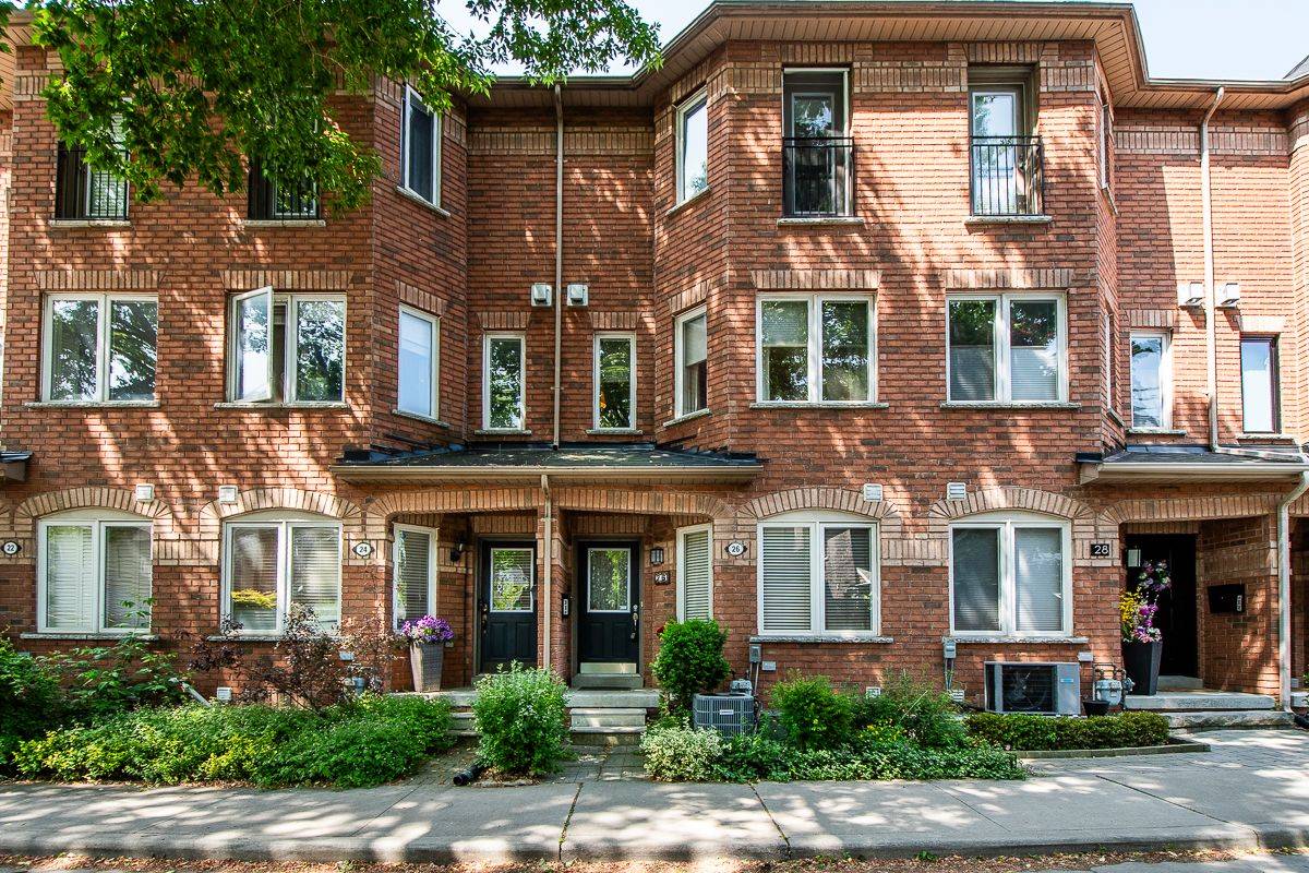 26 Filmic LN, Toronto E01, ON M4M 3R1