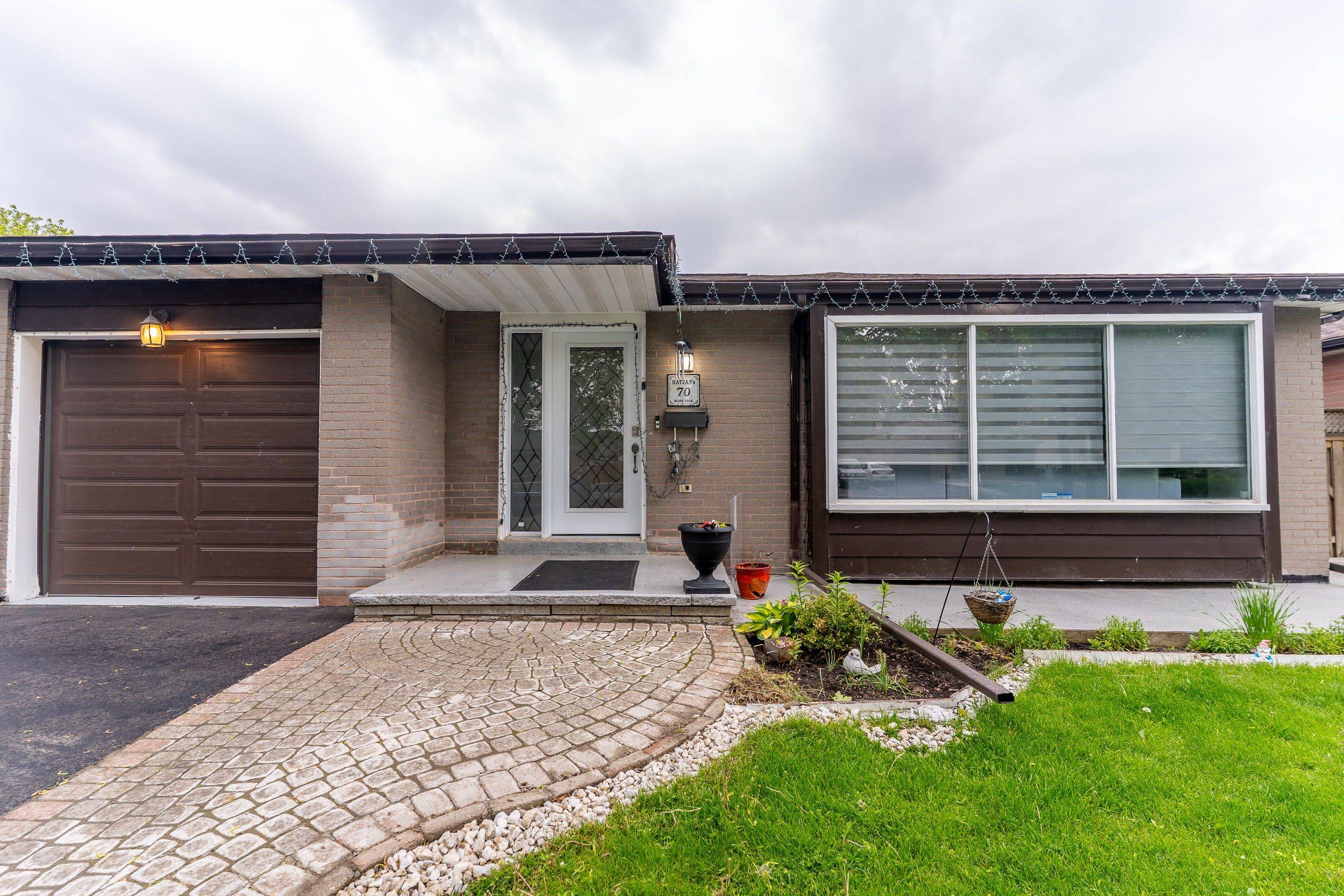 Brampton, ON L6S 1G1,70 Glebe CRES