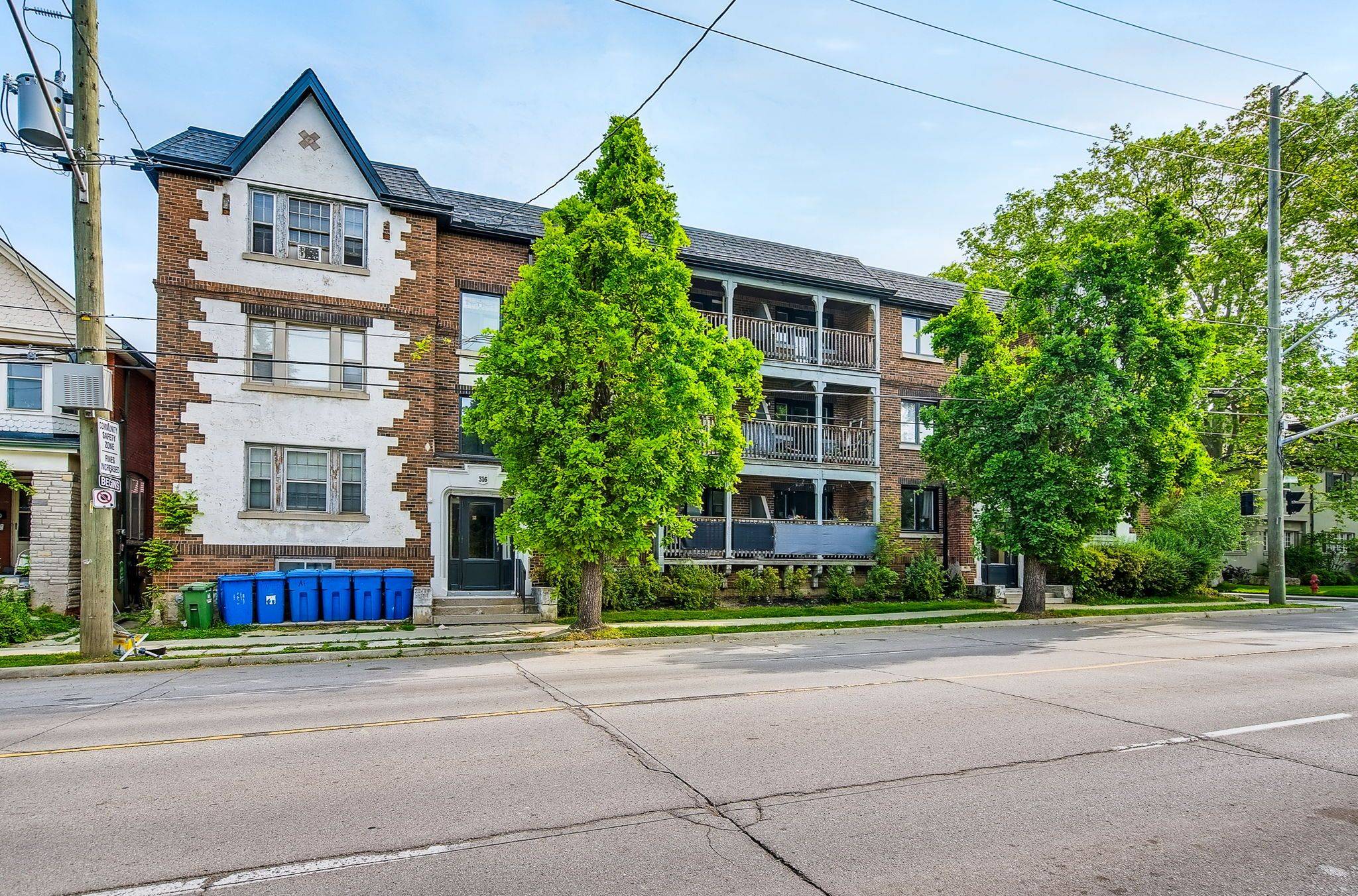 312 ABERDEEN AVE #6, Hamilton, ON L8P 2R5