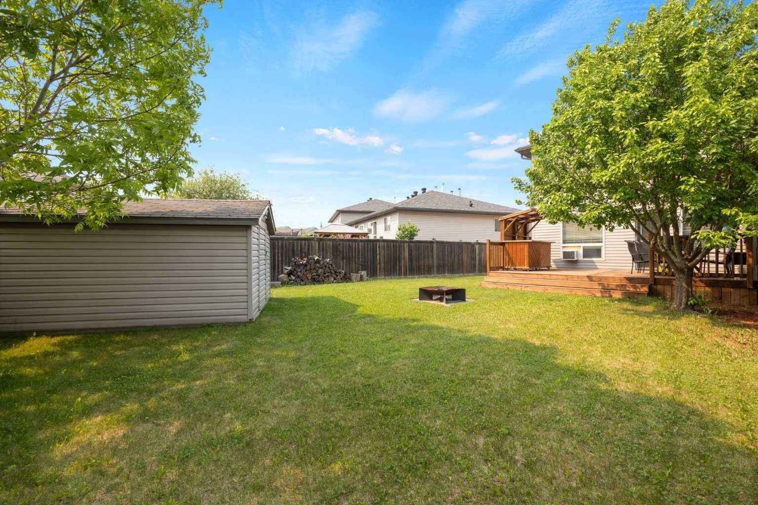 Fort Mcmurray, AB T9K 2T8,112 Bruin Bay