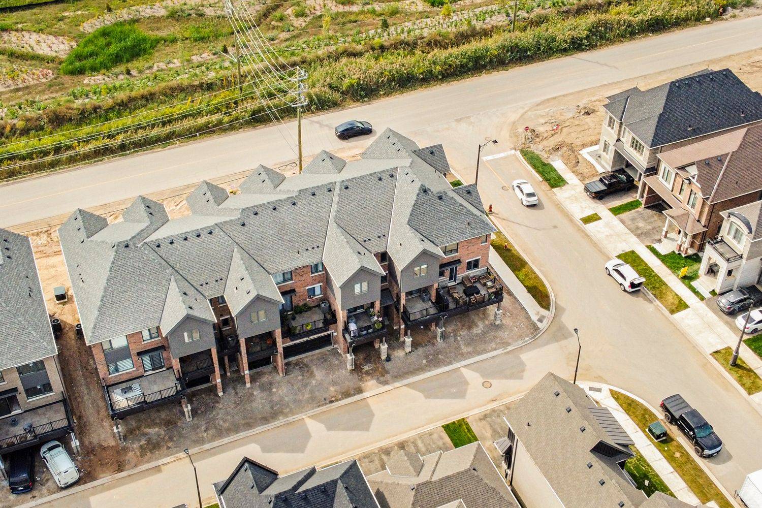 Oakville, ON L6H 7C5,3407 Sixth Line