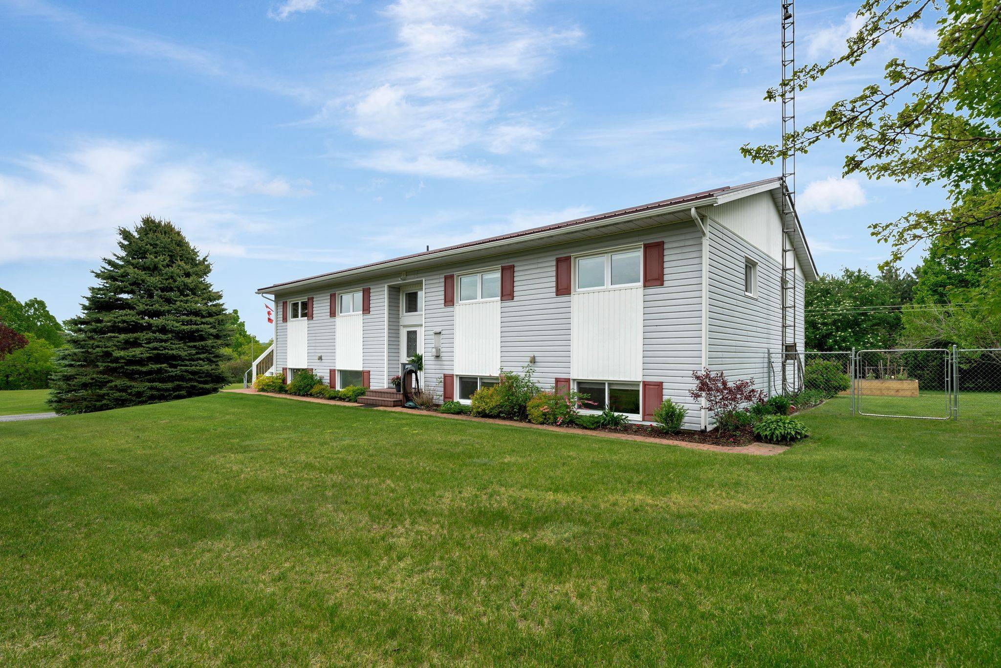 Quinte West, ON K0K 1H0,321 Schriver RD