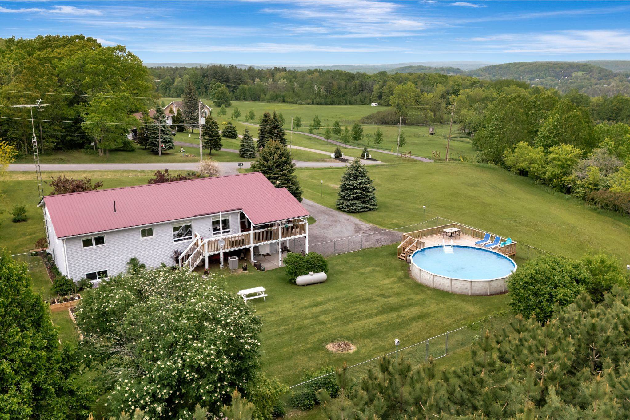 Quinte West, ON K0K 1H0,321 Schriver RD