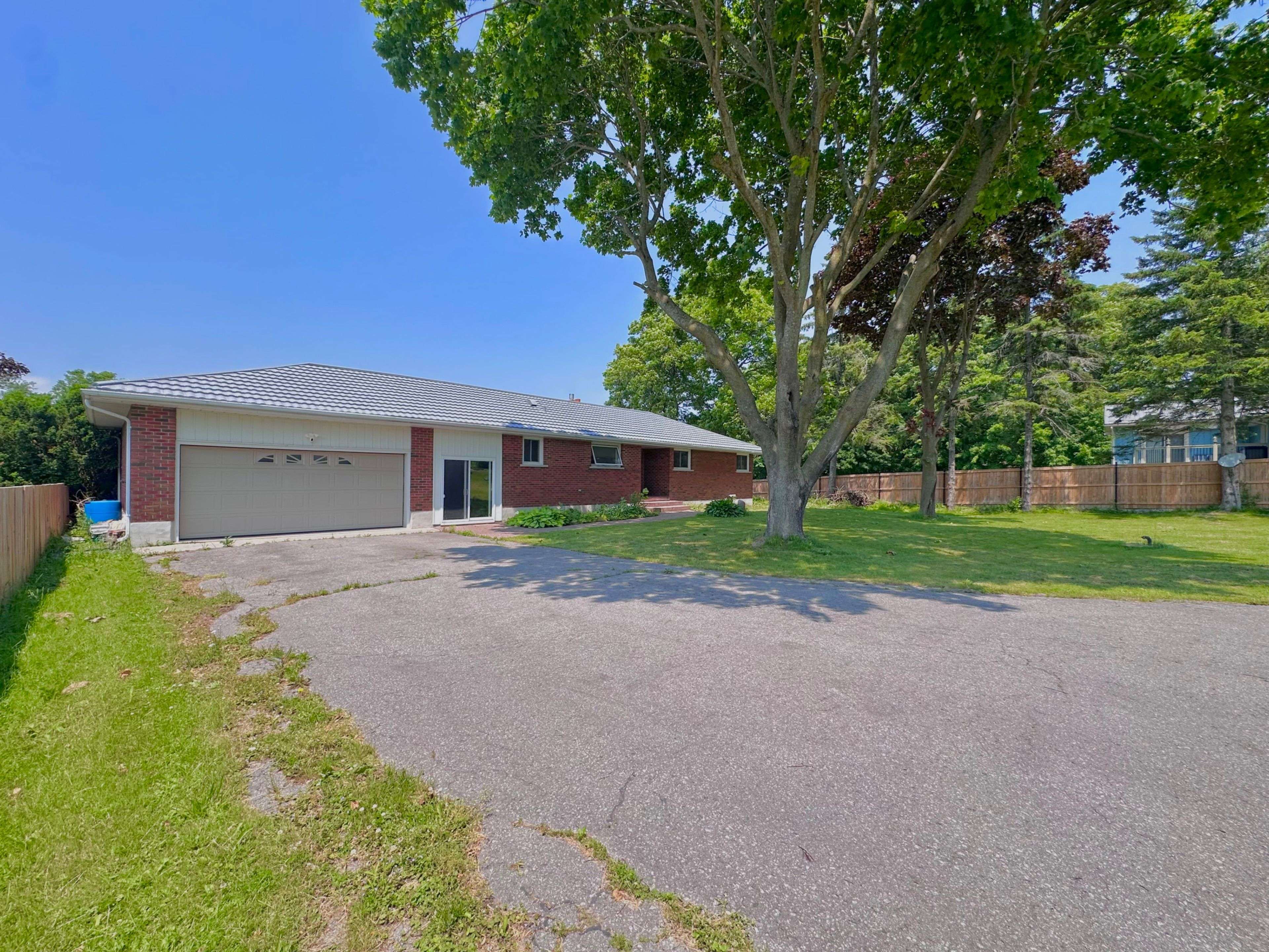 Prince Edward County, ON K0K 1L0,1724 County Road 3 N/A