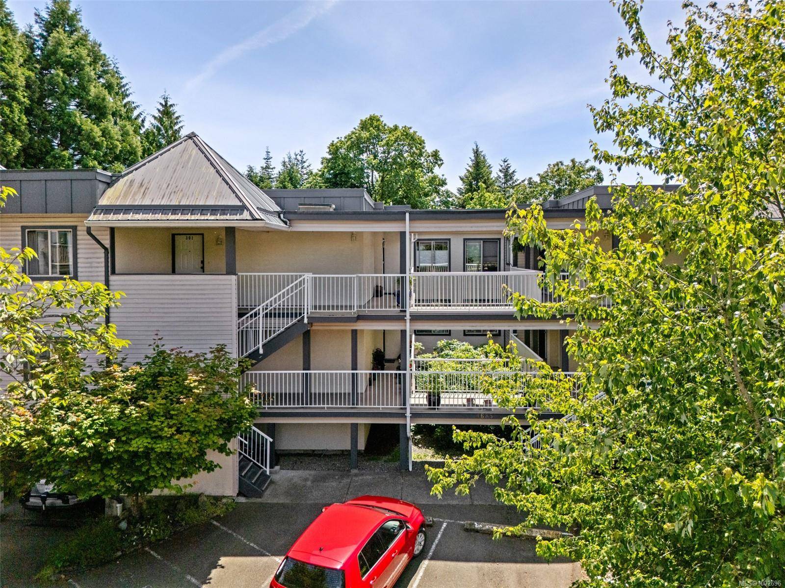 Courtenay, BC V9N 9A1,4685 Alderwood Pl #301
