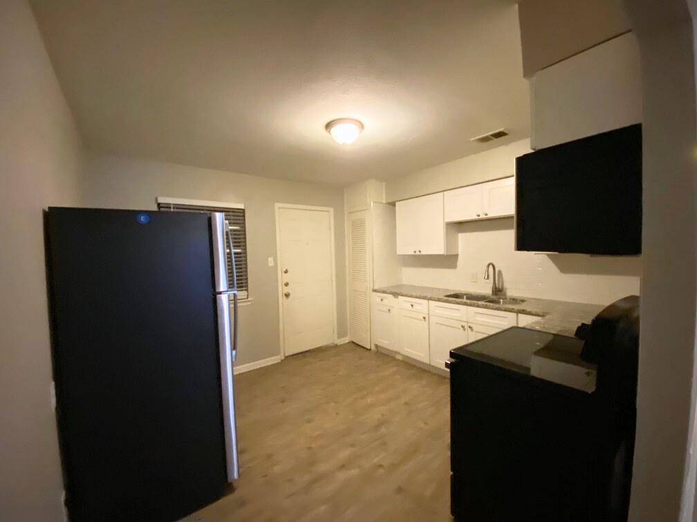 Fort Worth, TX 76103,2523 Normont Circle
