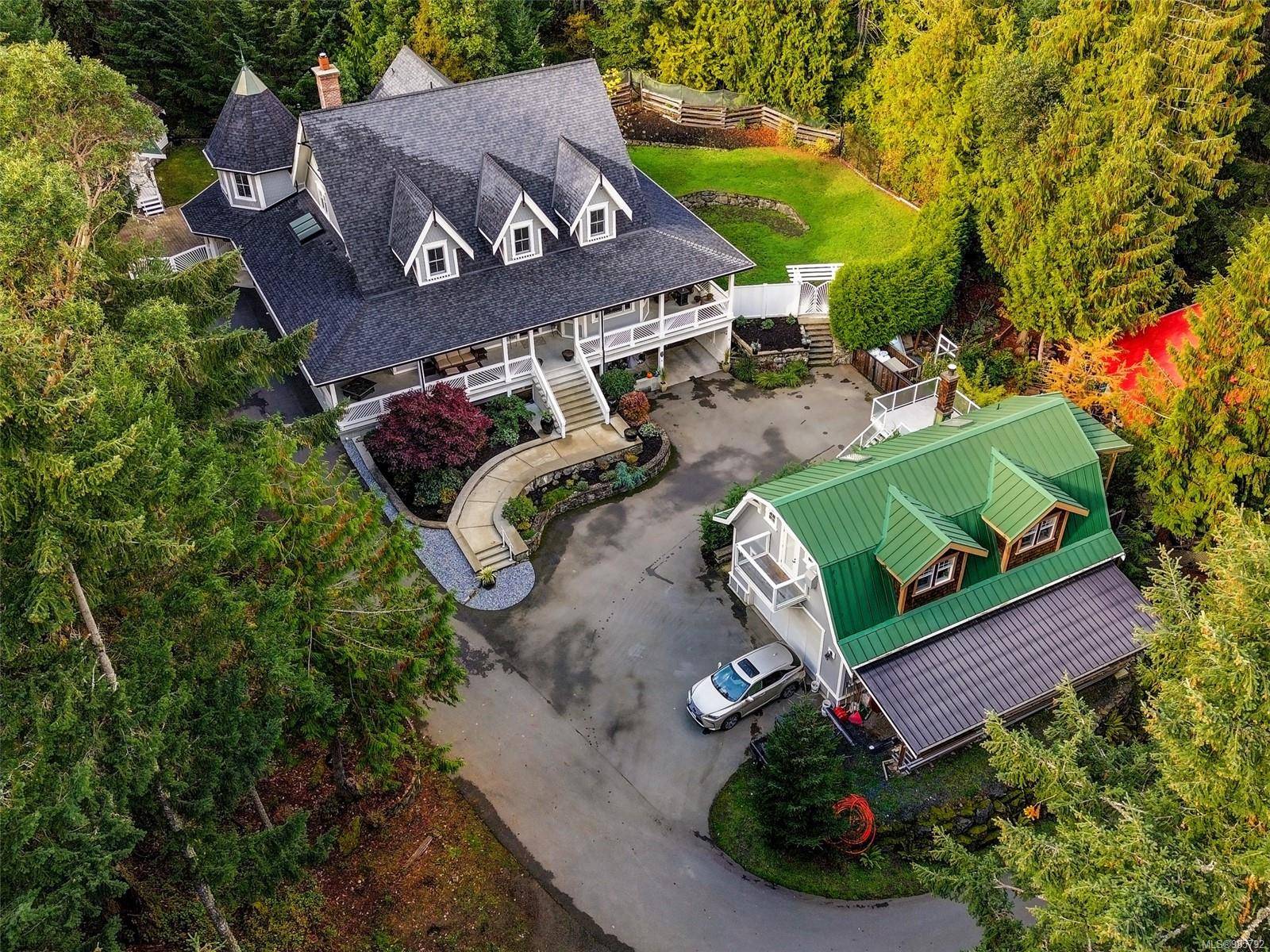 643 Southwood Dr, Highlands, BC V9B 6R9