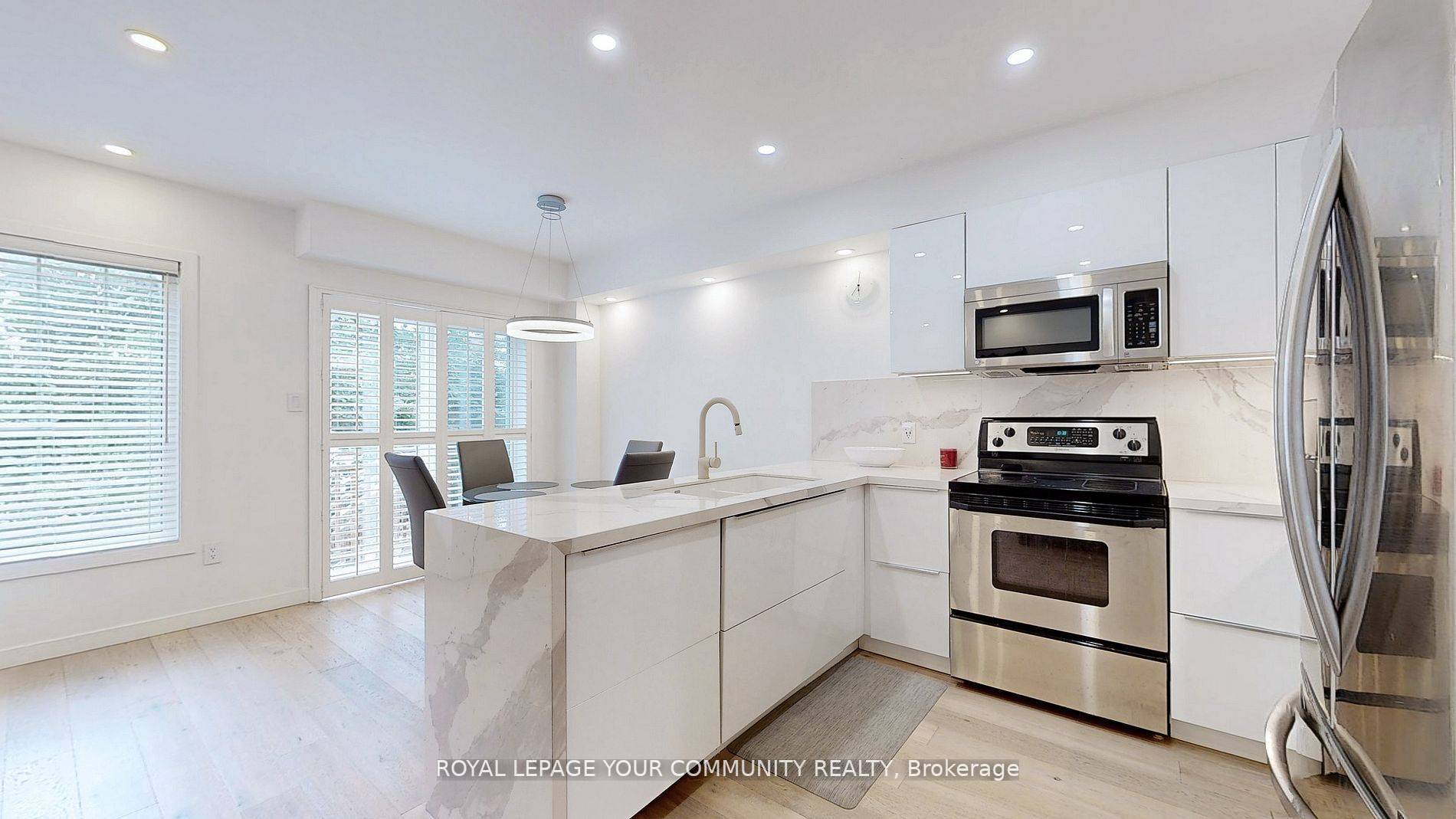Richmond Hill, ON L4E 4H5,47 Walkview CRES