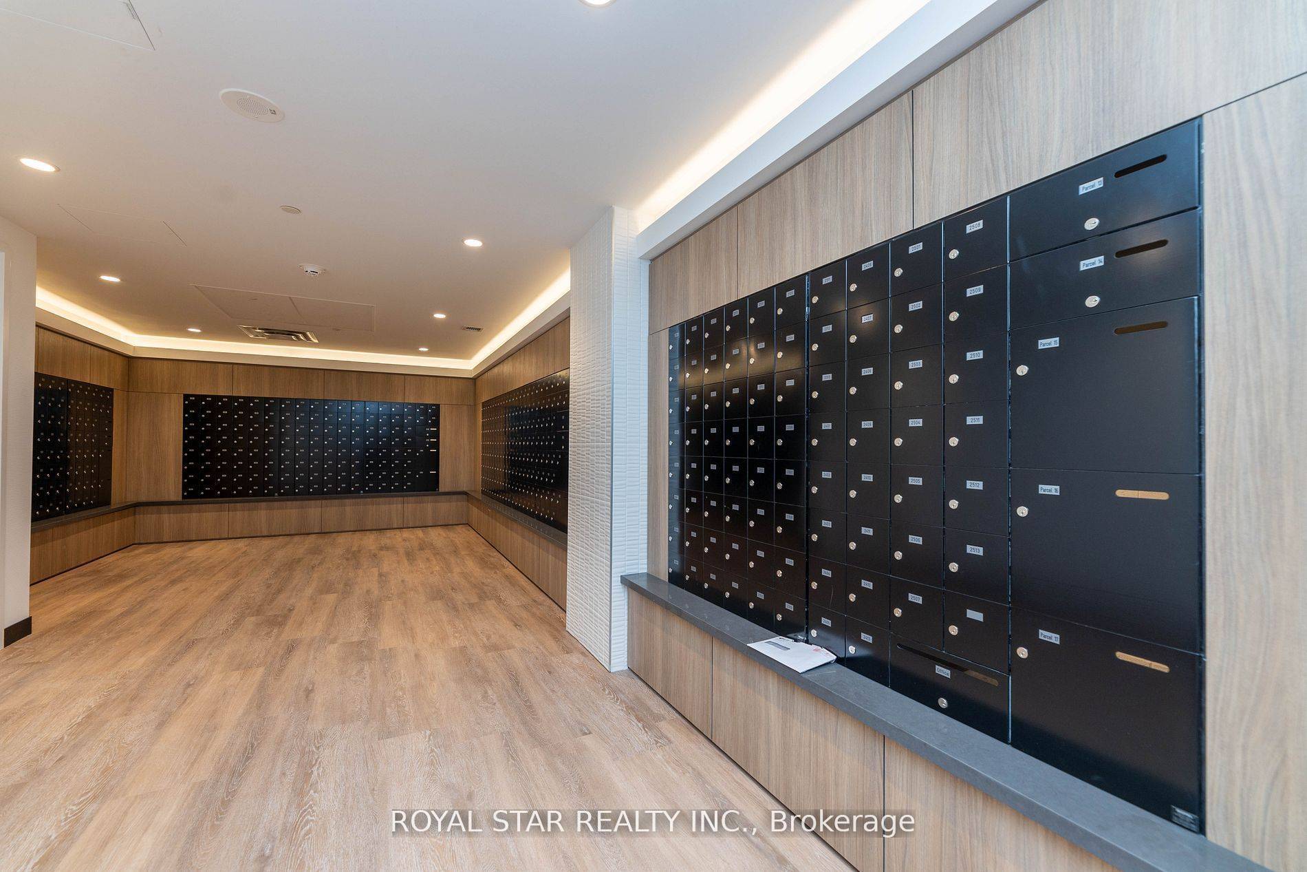 Vaughan, ON L4T 0L4,7950 Bathurst ST #B-2313