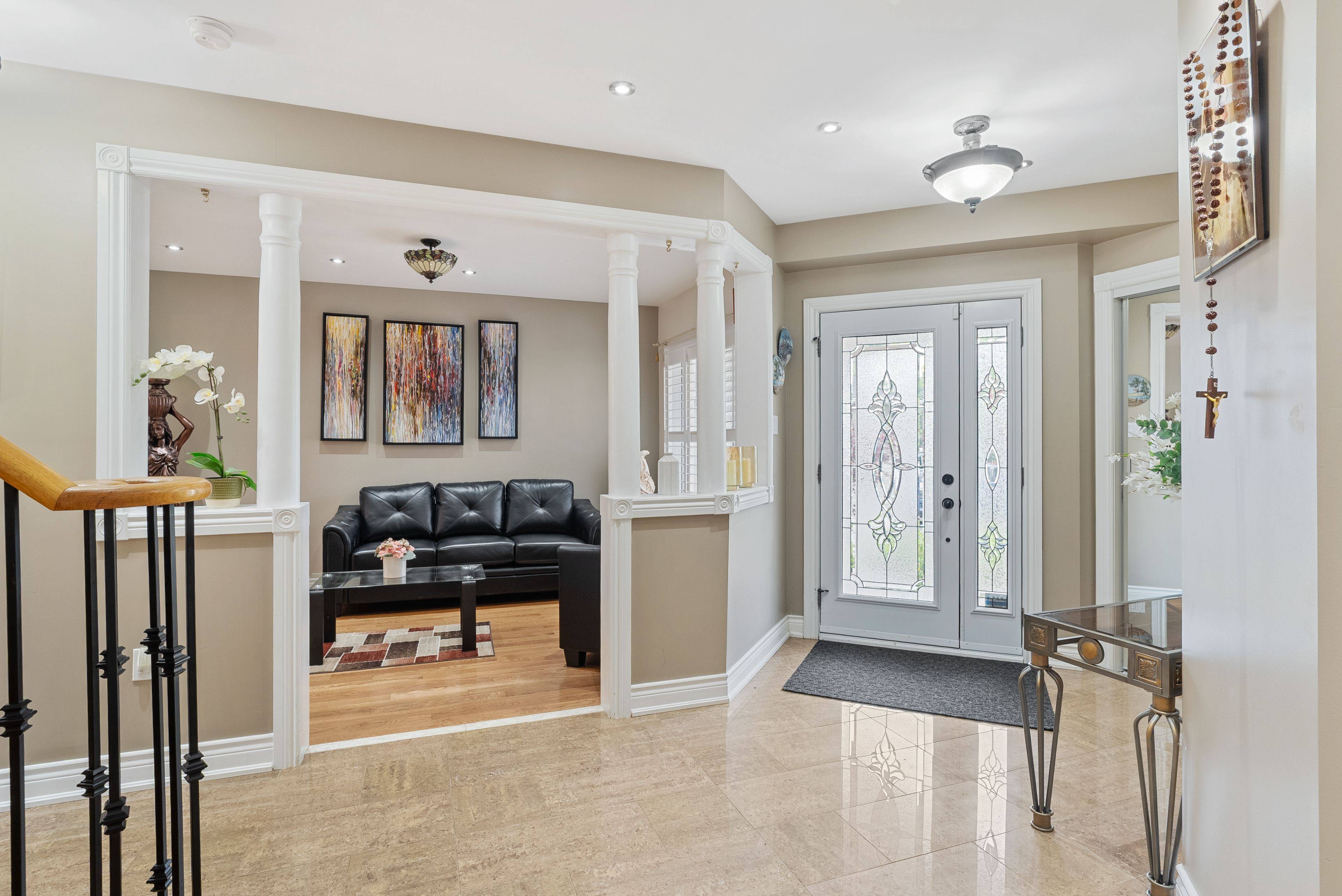 Mississauga, ON L5V 2G5,6356 Newcombe DR