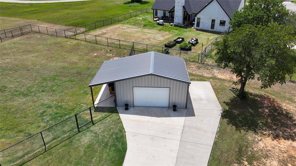 Reno, TX 76020,305 Scenic Creek Court