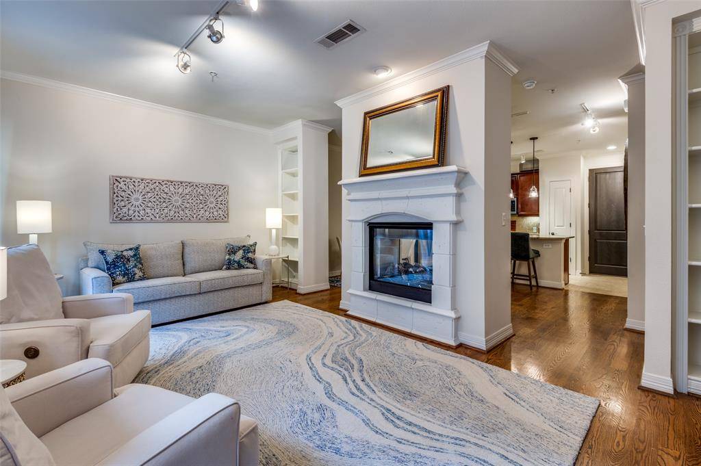 Dallas, TX 75225,8616 Turtle Creek Boulevard #206