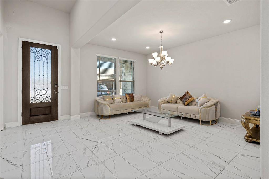 Mesquite, TX 75181,3100 Blazing Star Road
