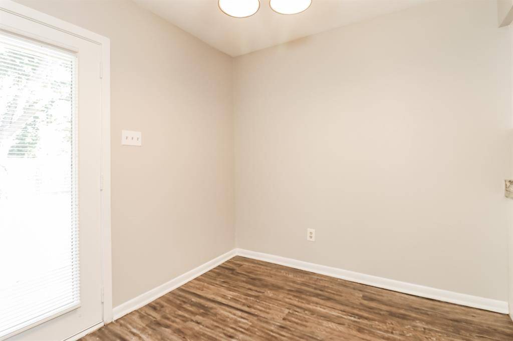 Arlington, TX 76014,1715 Glenview Lane