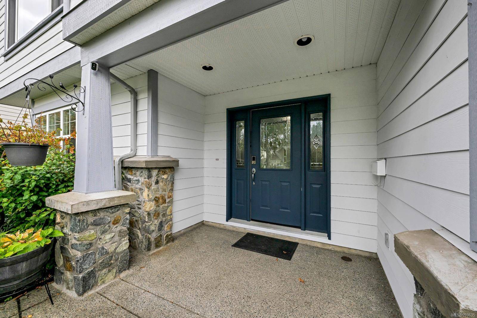 Saanich, BC V8X 5L1,845 Rogers Way