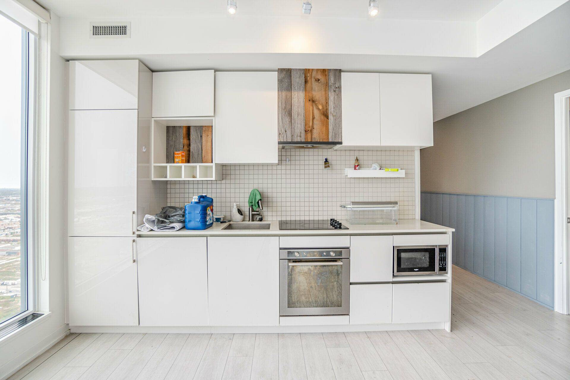 Vaughan, ON L4K 0J5,5 Buttermill AVE #5702