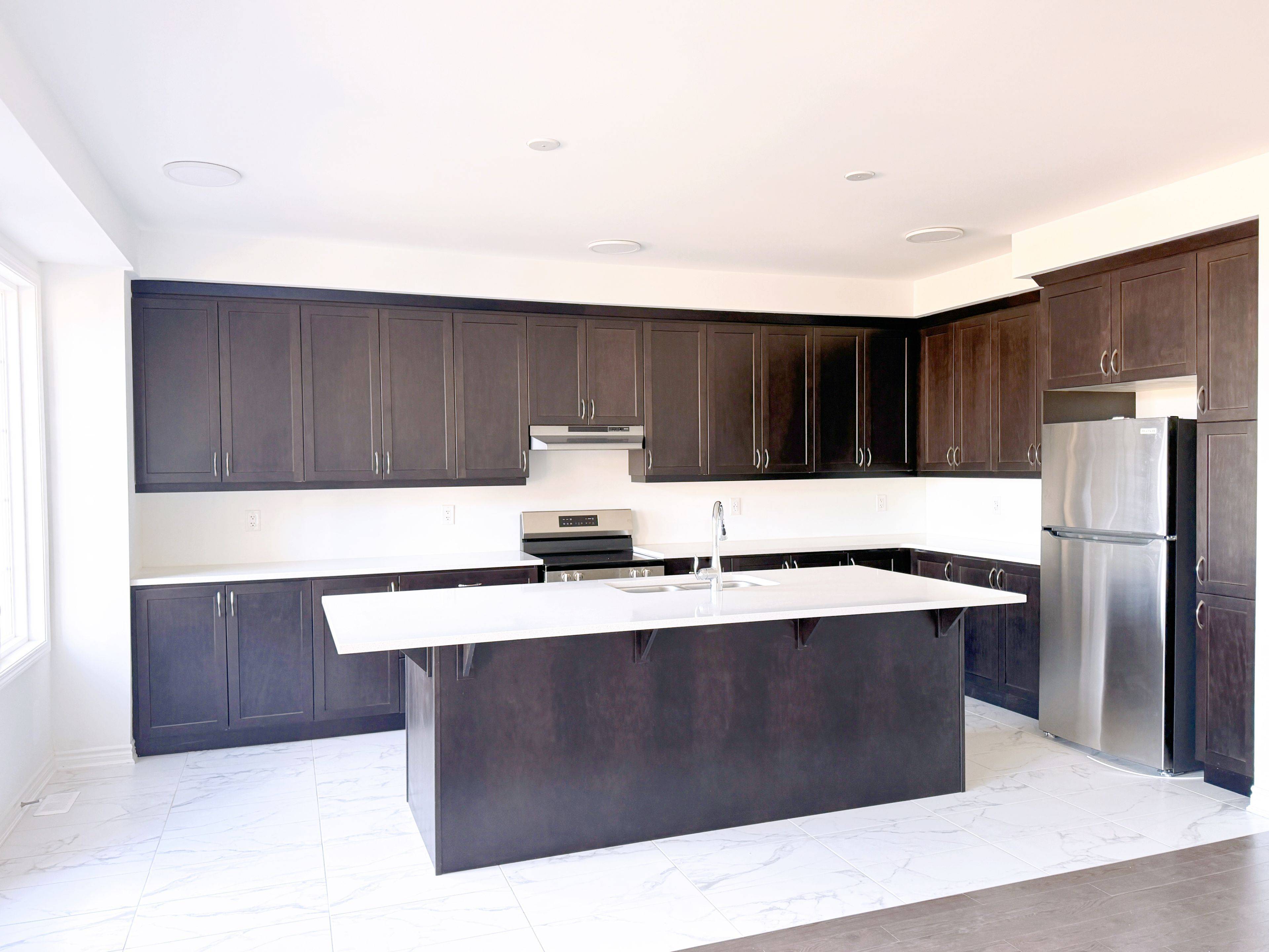 Oakville, ON L6H 8A7,3139 John McKay BLVD