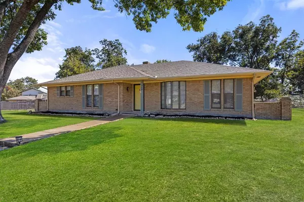 Rowlett, TX 75087,208 Ashe Bend Drive