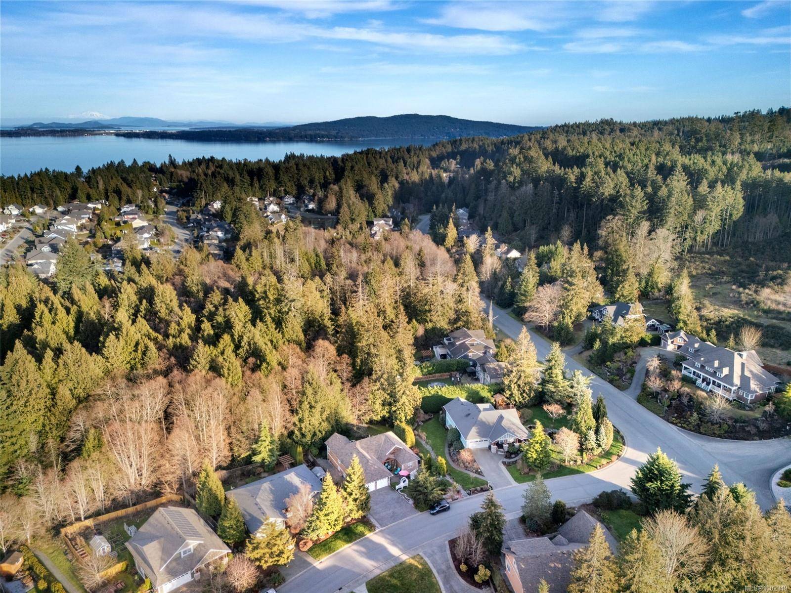 2510 Kinnoull Cres, Mill Bay, BC V8H 1H3