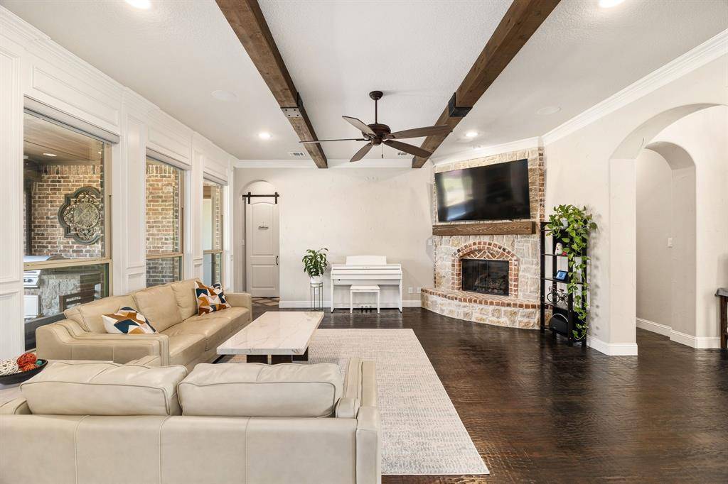North Richland Hills, TX 76182,9137 Glendara Drive