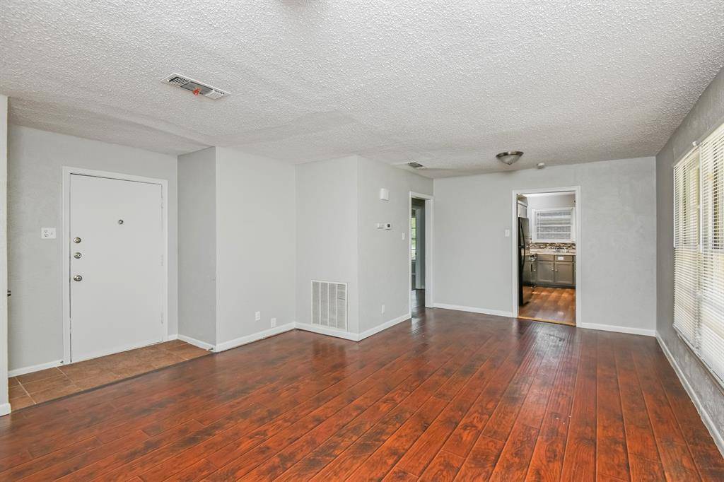 Dallas, TX 75227,2217 Major Drive