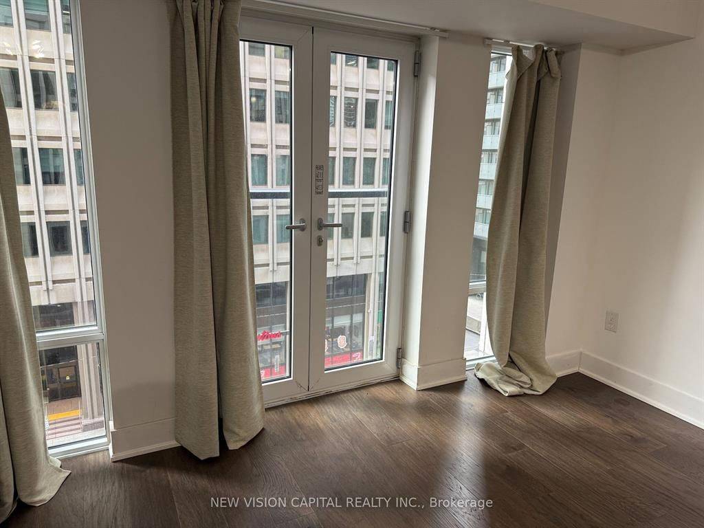 Toronto C01, ON M5S 0C6,955 Bay ST #520
