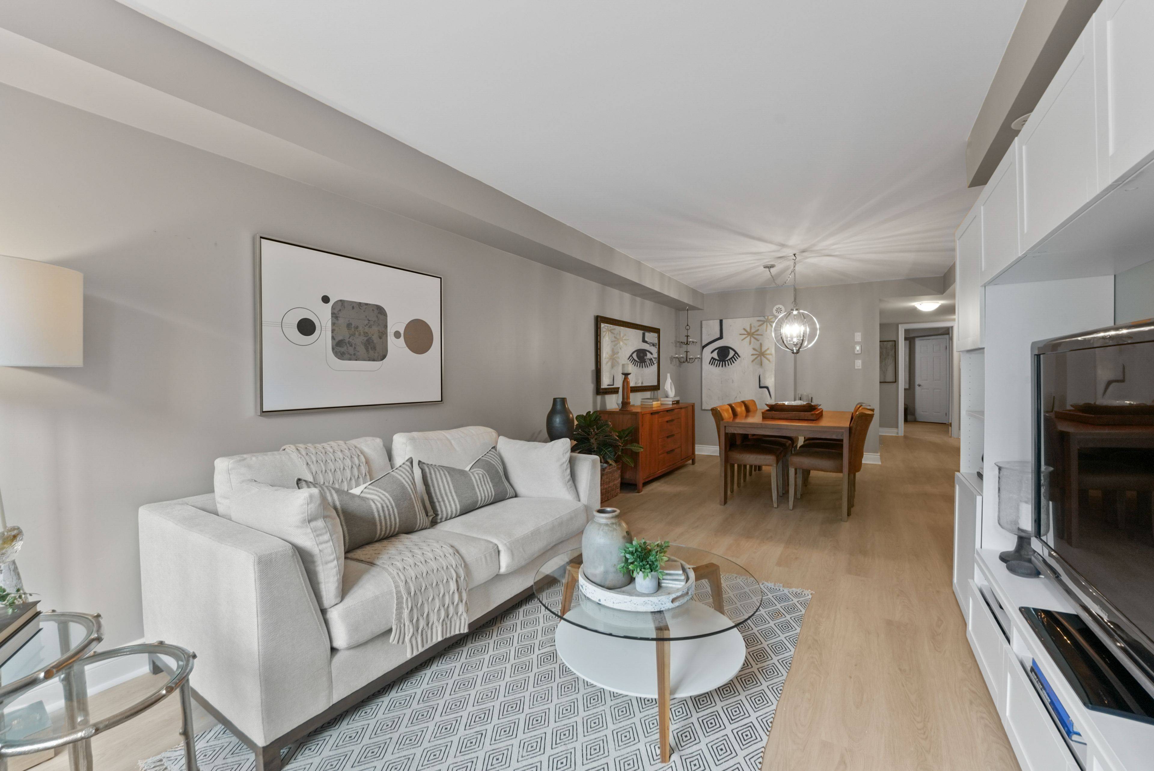 Oakville, ON L6M 0X6,2420 Baronwood DR #1201