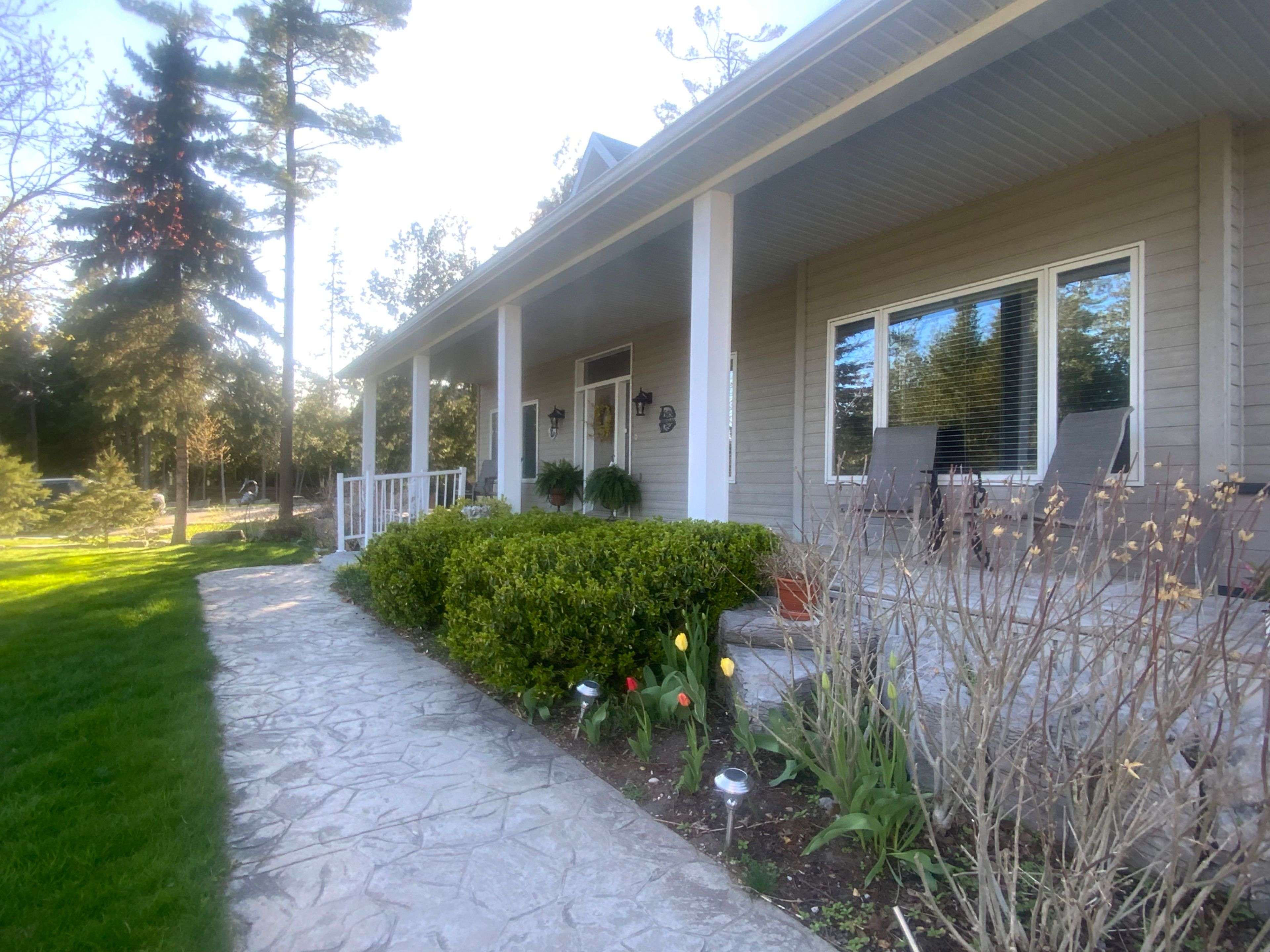 Kawartha Lakes, ON K0M 1A0,162 Riverside DR