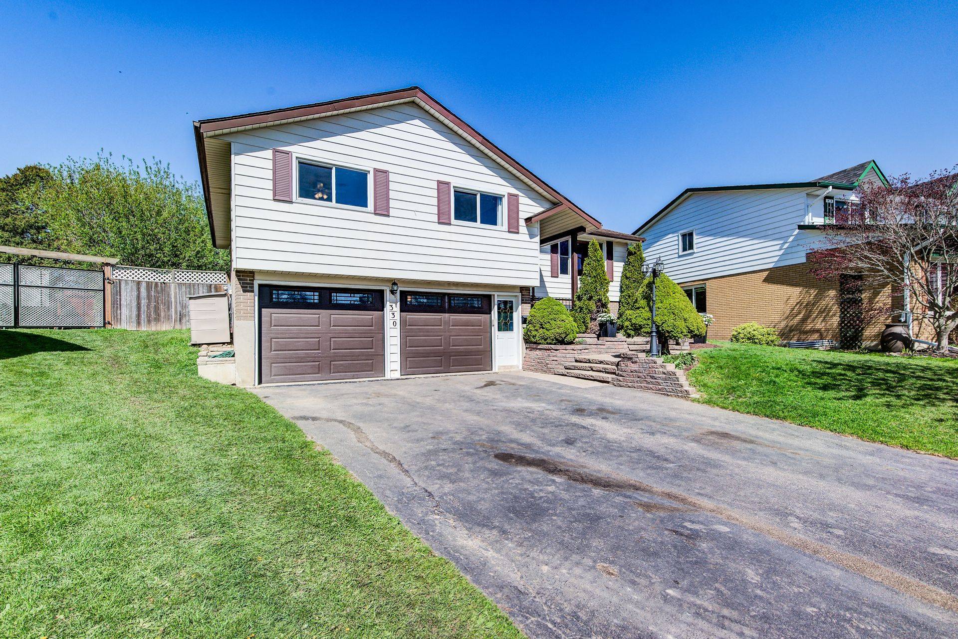 Waterloo, ON N2L 5M5,330 Daleview PL