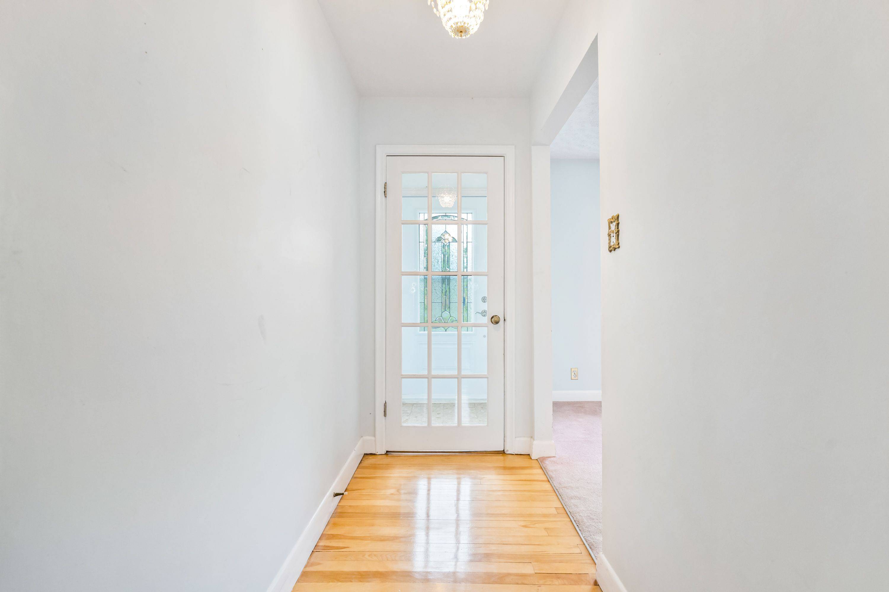 Country Place - Pineglen - Crestview And Area, ON K2E 6X2,18 Brookdale AVE