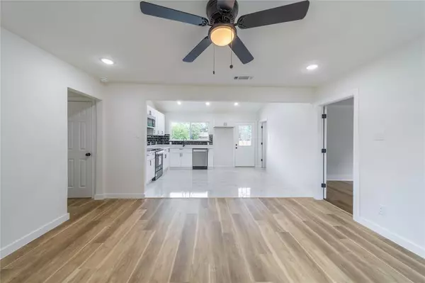 Mesquite, TX 75149,2612 Canary Circle
