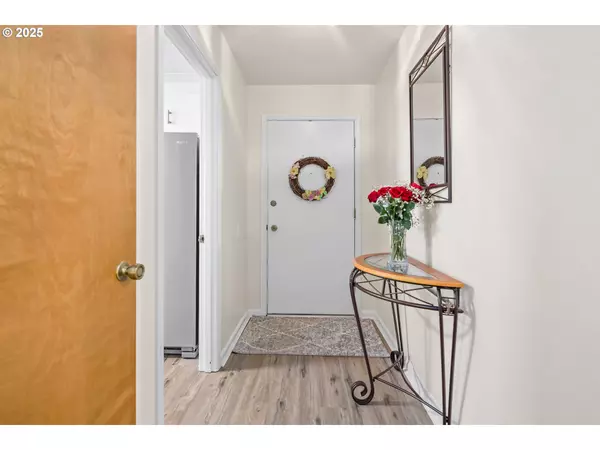 Portland, OR 97224,15565 SW 114TH CT #23