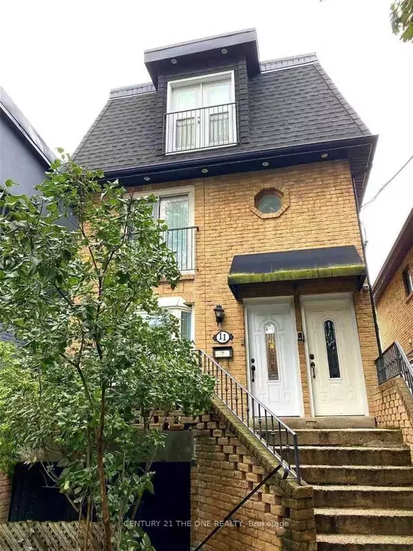 11 Grant ST #Lower, Toronto E01, ON M4M 2H4