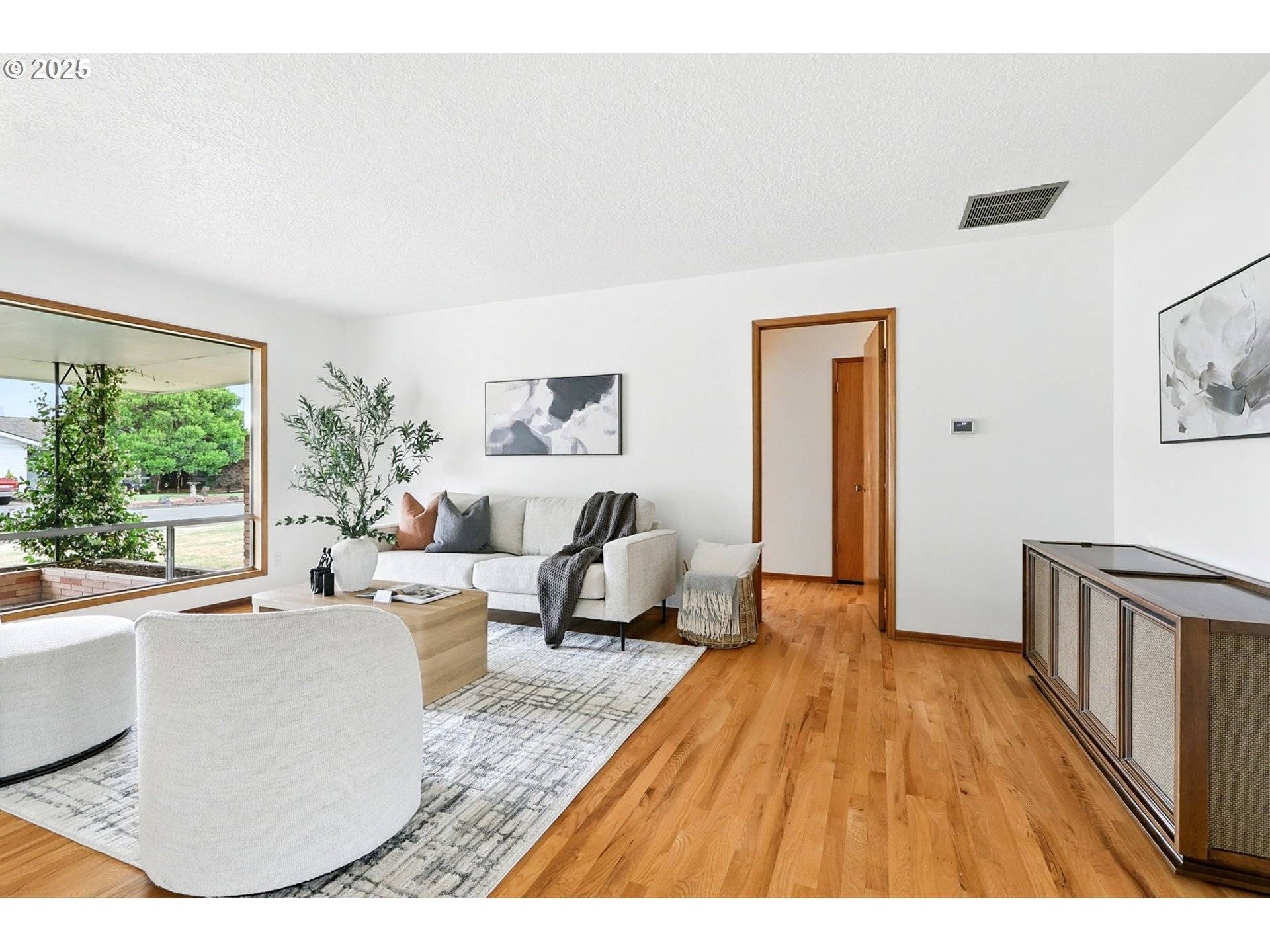 Hillsboro, OR 97124,681 NE DELSEY RD