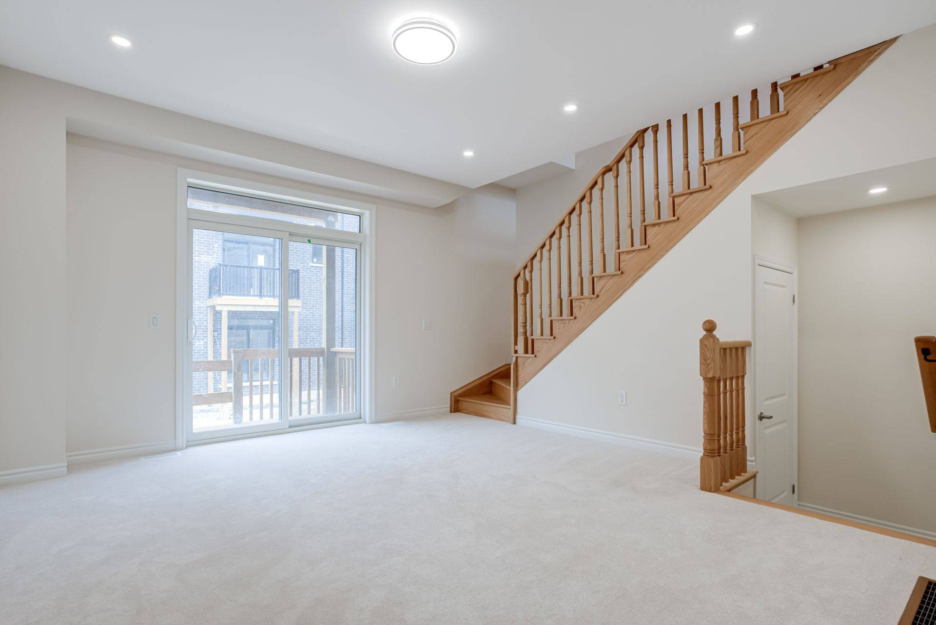 Vaughan, ON L4H 5J3,25 Drainie ST